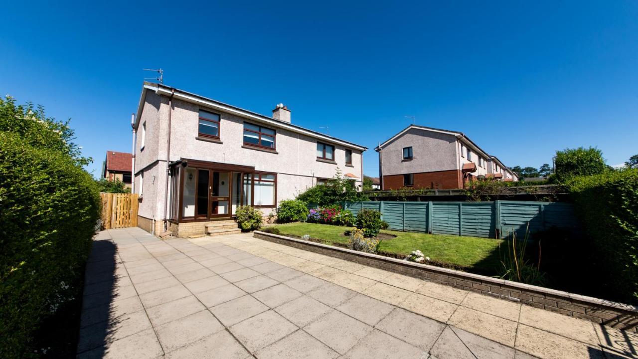 에든버러 3 Bed House W/Drive & Garden V/Fast Wifi Near Bioquarter 빌라 외부 사진