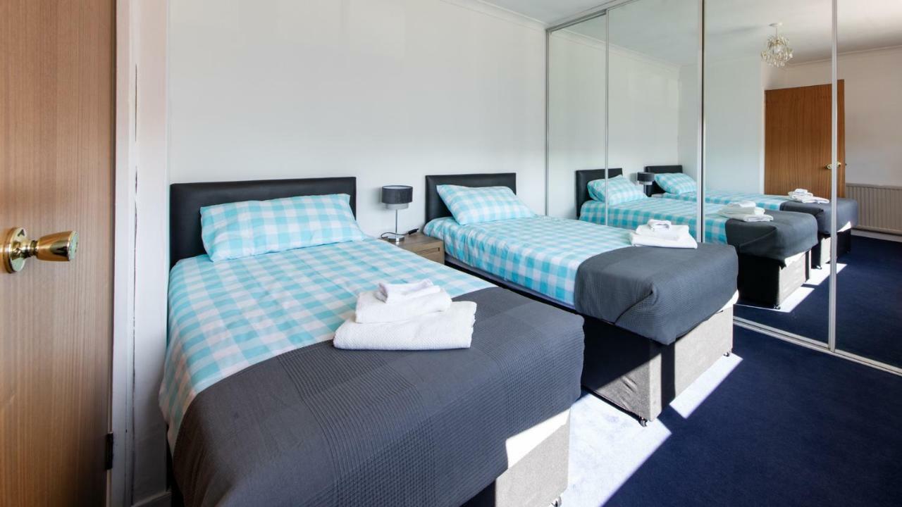 에든버러 3 Bed House W/Drive & Garden V/Fast Wifi Near Bioquarter 빌라 외부 사진